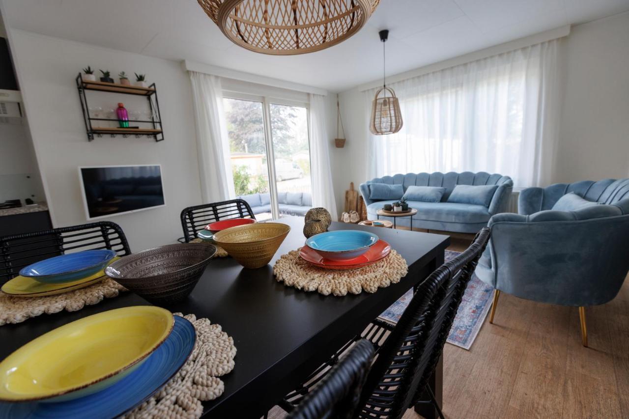 Cool Huisje Aan De Maas Villa Op-Op-Andel Exteriör bild